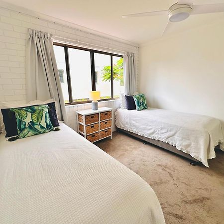 Illoura Holiday Apartment Three Bedroom Noosa River View Нусавиль Экстерьер фото